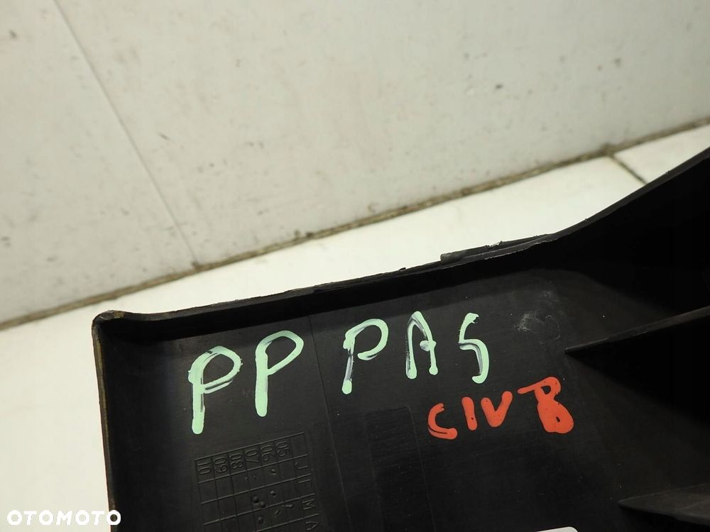 KIEROWNICA POWIETRZA PRAWA HONDA CIVIC VIII - 2
