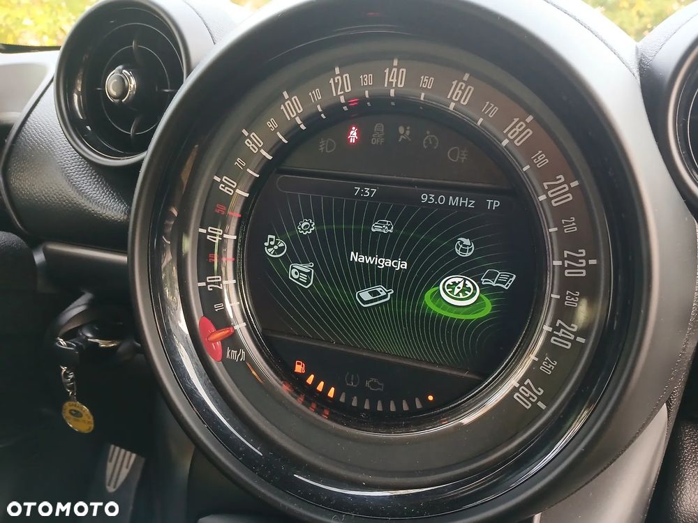 MINI Paceman - 11