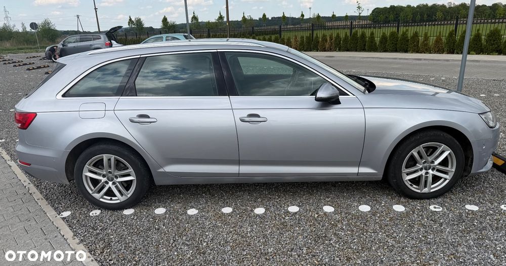 Audi A4 Avant 2.0 TDI - 5