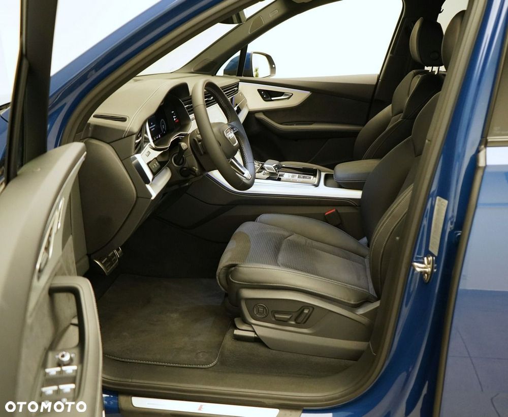 Audi Q7 - 11