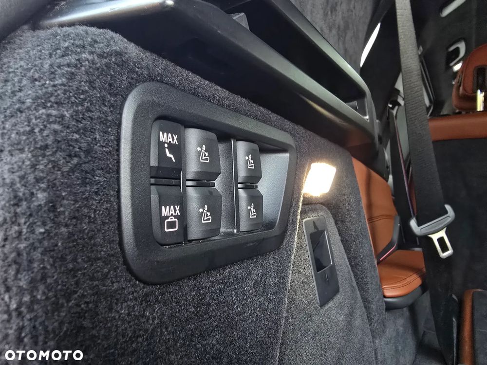 BMW X7 M60i xDrive - 33
