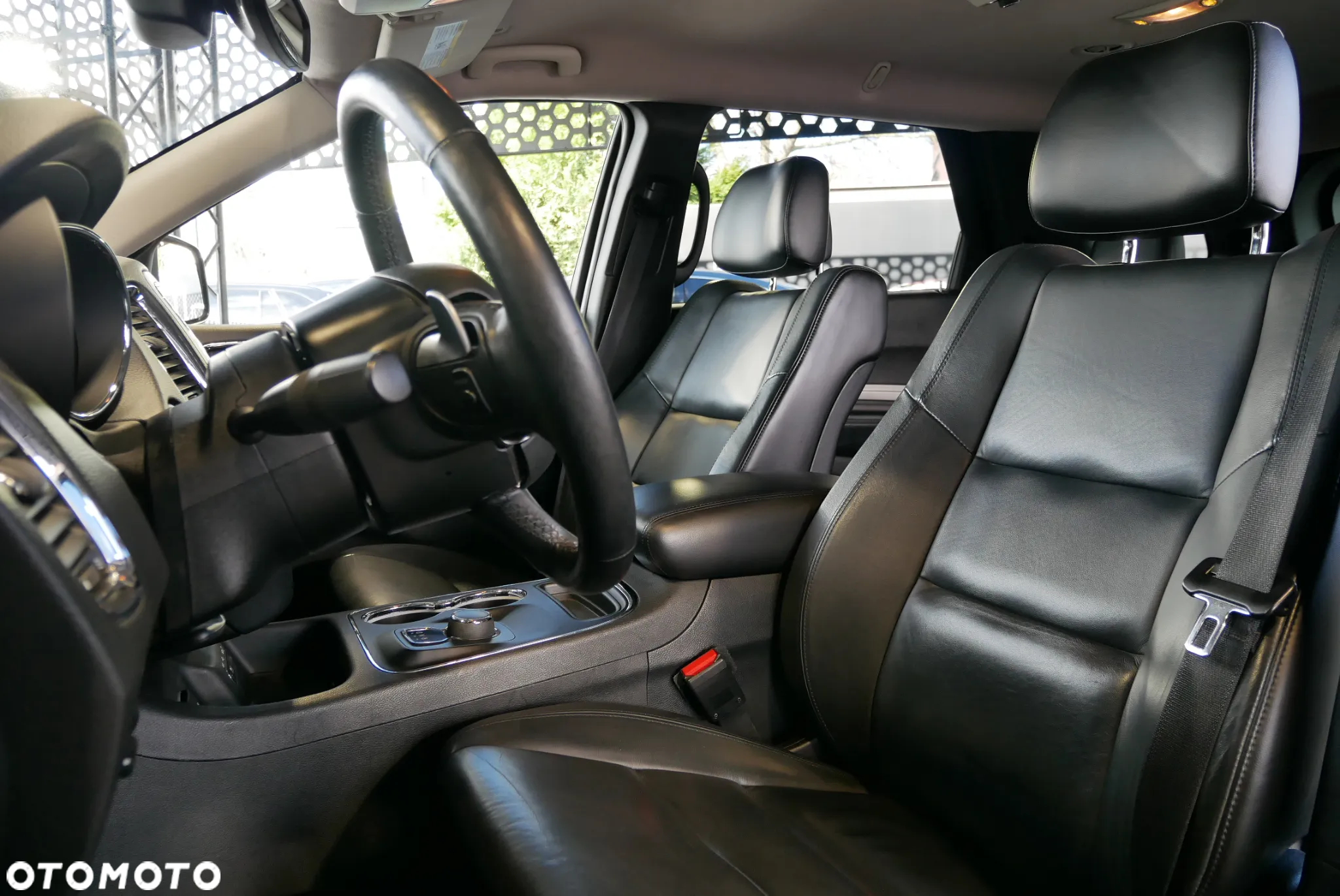 Dodge Durango - 12