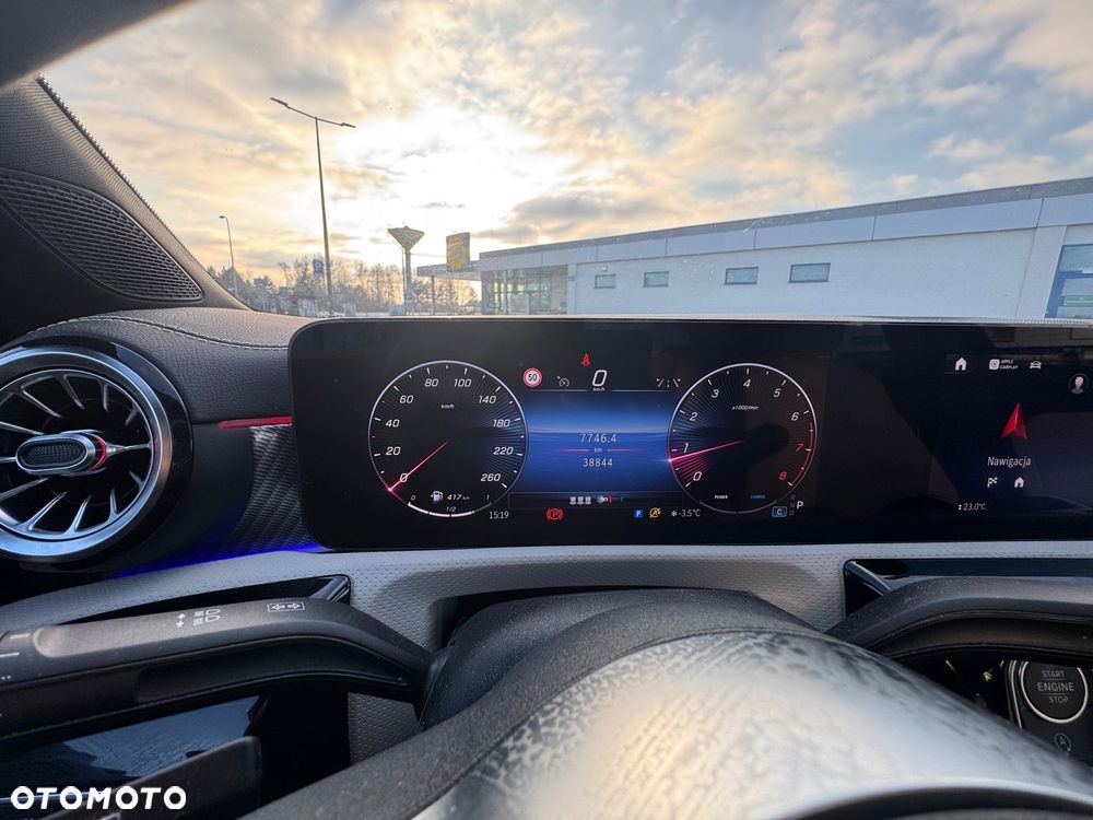 Mercedes-Benz CLA 180 mHEV 7G-DCT - 22