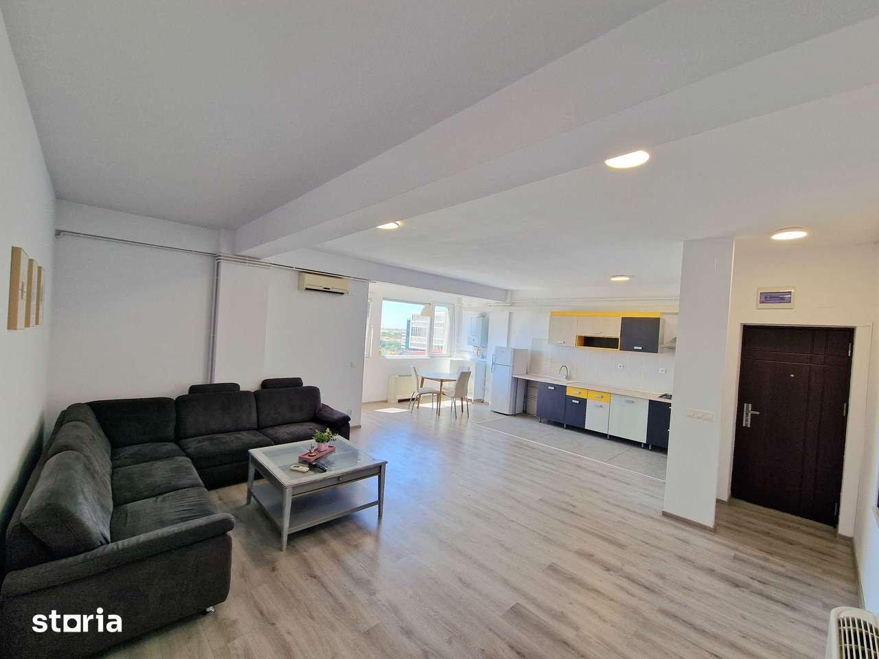Apartament modern 2 camere 70mp, Torontalului — fotografia 1
