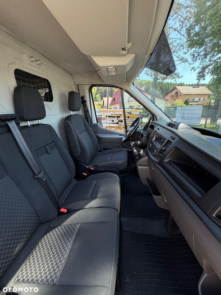Ford Transit - 23