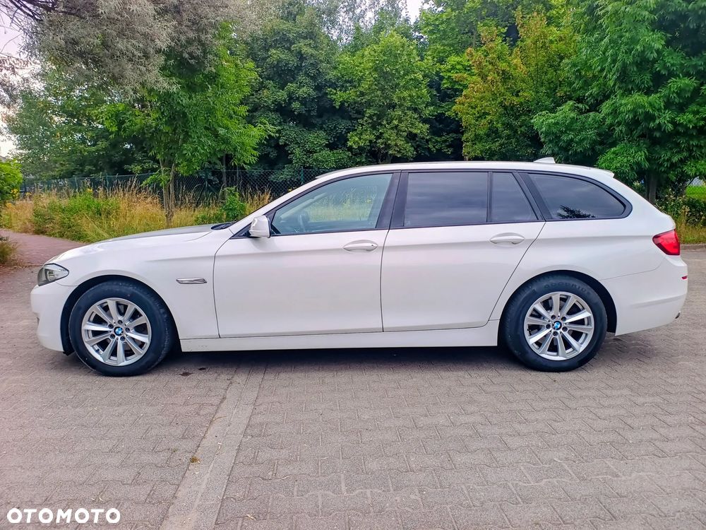 BMW Seria 5 520d xDrive Luxury Line - 11