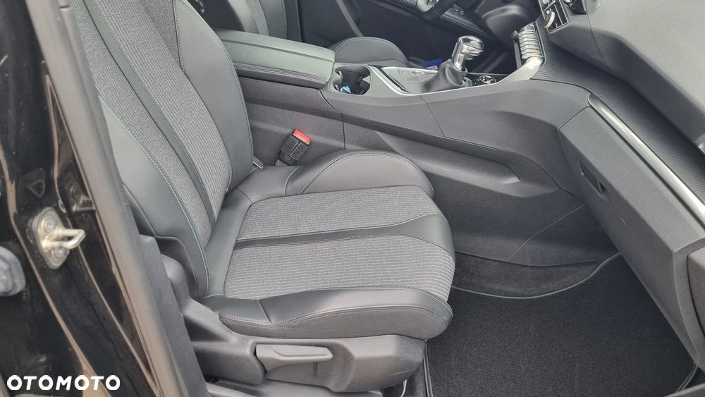 Peugeot 3008 PureTech 130 Stop & Start GPF Active - 9