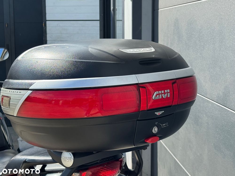 Honda CBF - 23