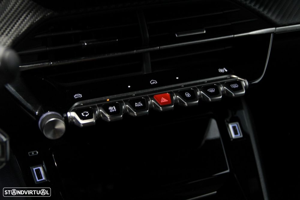 Peugeot 2008 1.2 Hybrid Allure e-DCS6 - 24