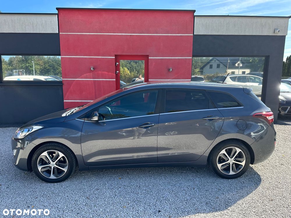 Hyundai i30 Kombi 1.6 CRDI Passion - 22