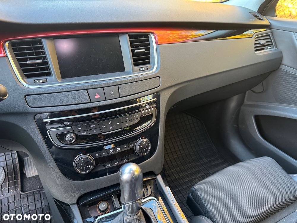 Peugeot 508 RXH BlueHDi 180 EAT6 Stop&Start - 15