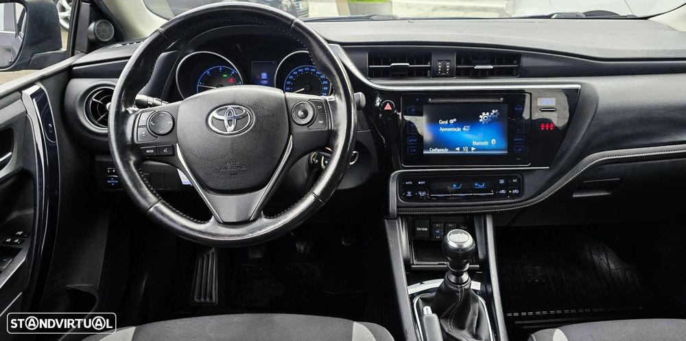 Toyota Auris 1.4 D-4D - 7