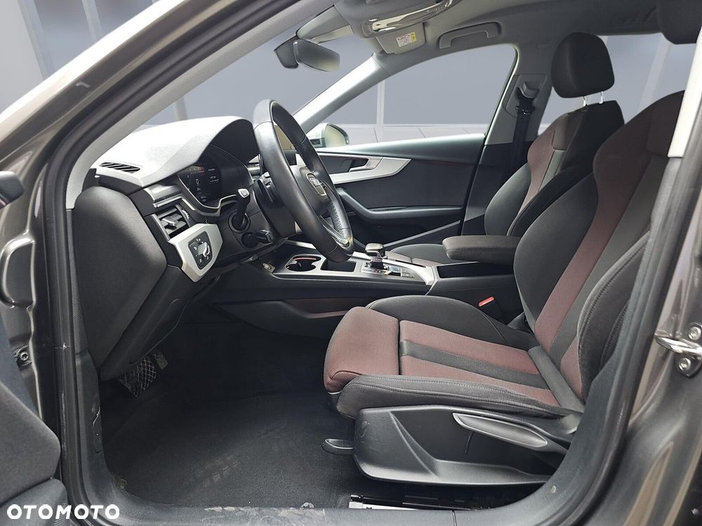 Audi A4 Avant 35 TDI mHEV Advanced S tronic - 9