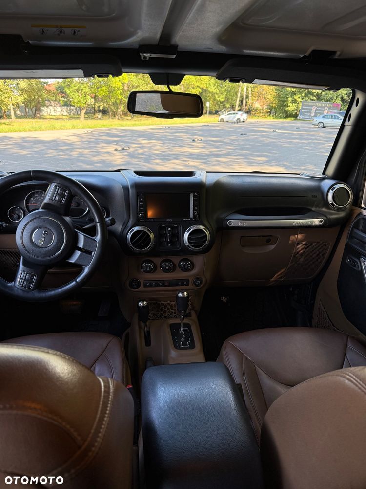 Jeep Wrangler 3.6 Unlim Sahara - 7