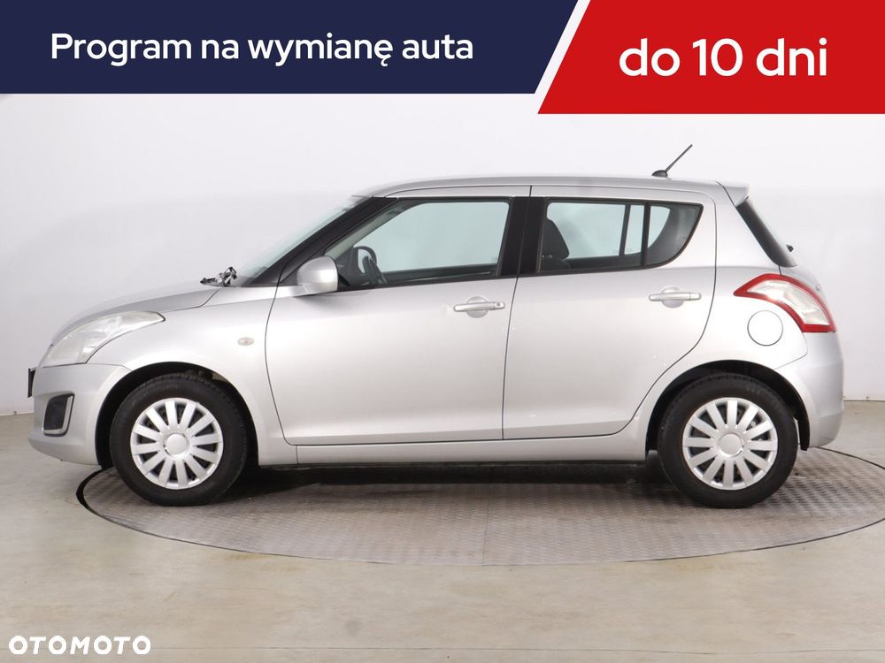 Suzuki Swift - 4