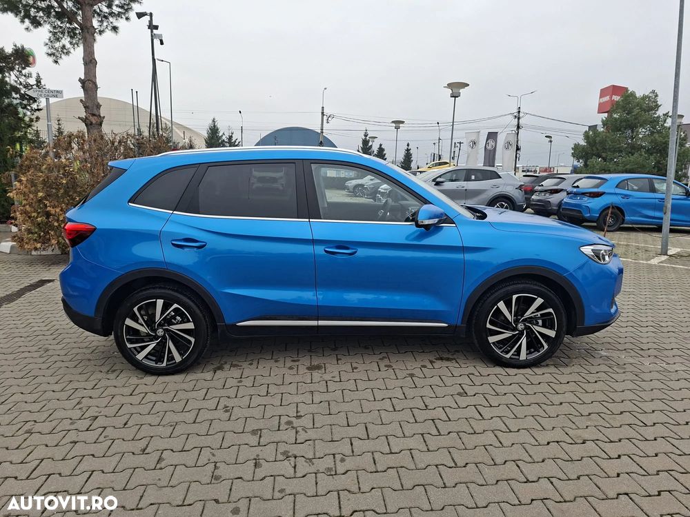 MG ZS HEV Hybrid+ Luxury - 6