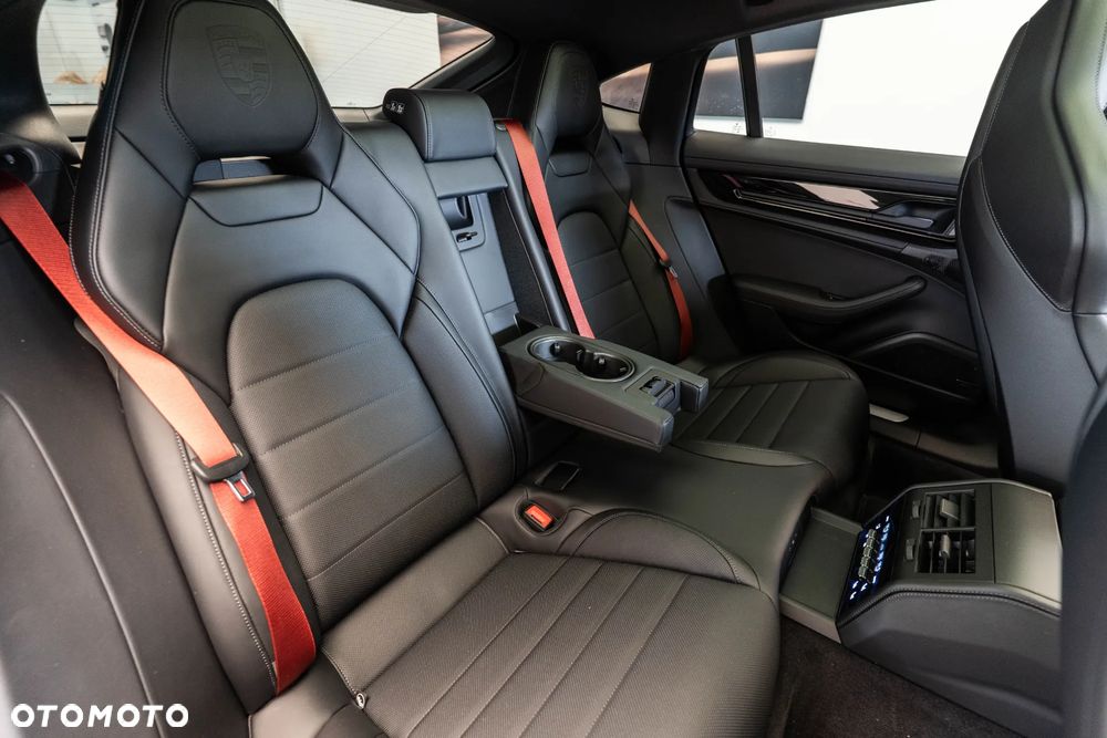 Porsche Panamera 4S E-Hybrid - 14