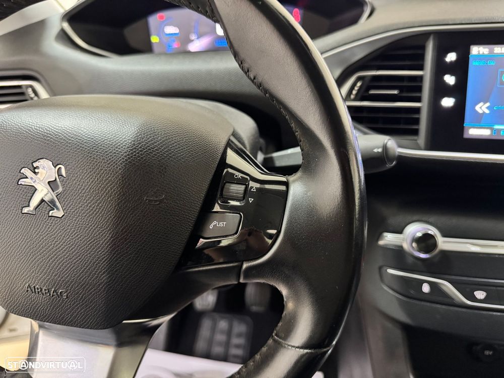 Peugeot 308 1.5 BlueHDi Style - 15