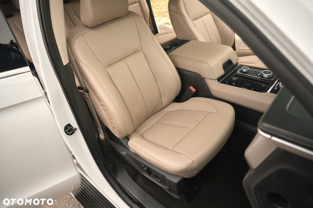 Ford Expedition - 23