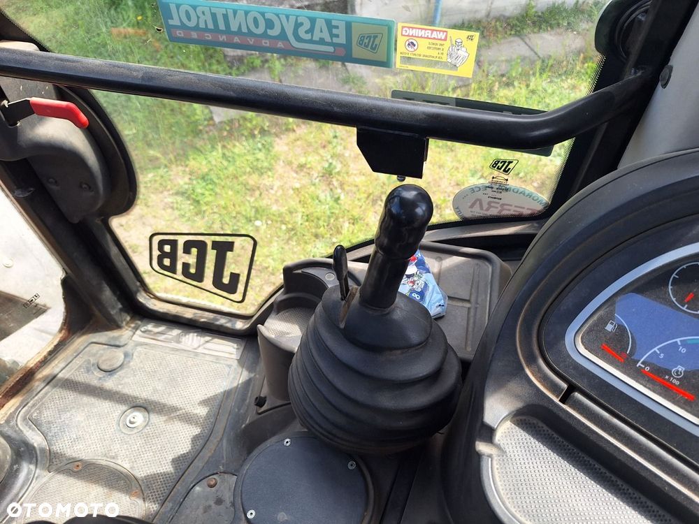 JCB 3Cx 4X4 - 14
