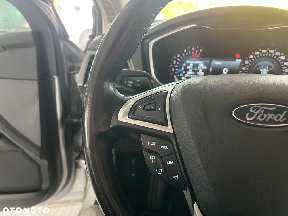 Ford Mondeo SW 2.0 EcoBlue Titanium - 25