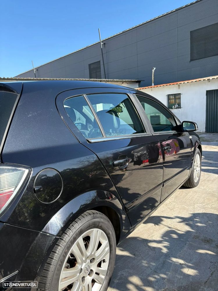 Opel Astra 1.7 CDTI Cosmo - 2