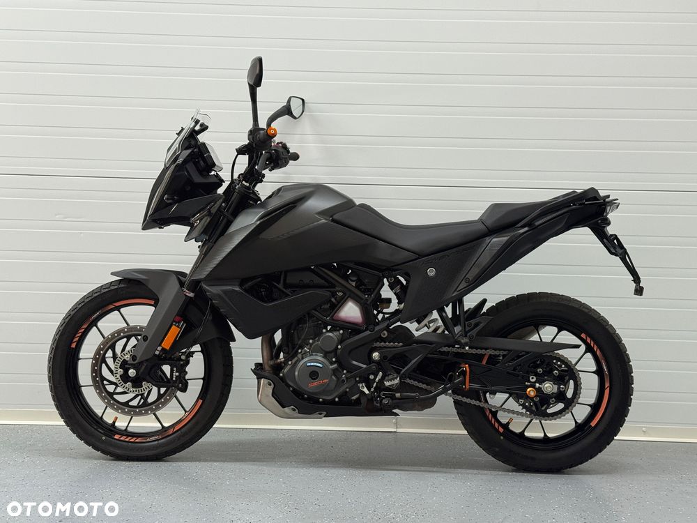 KTM Adventure - 13