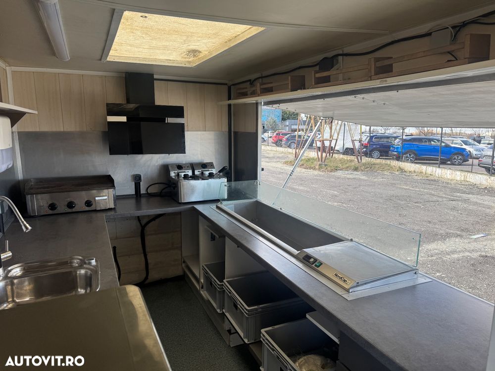 Mercedes-Benz Sprinter - 19