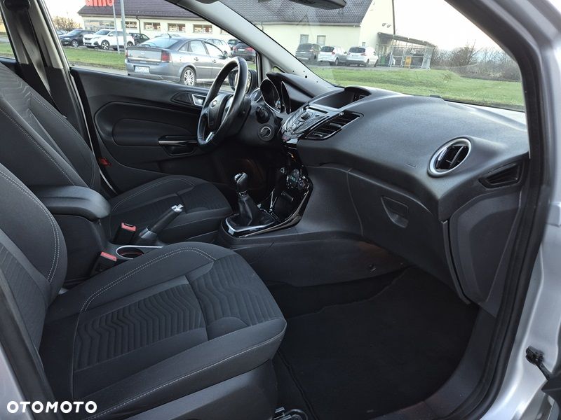 Ford Fiesta 1.0 EcoBoost Titanium - 10