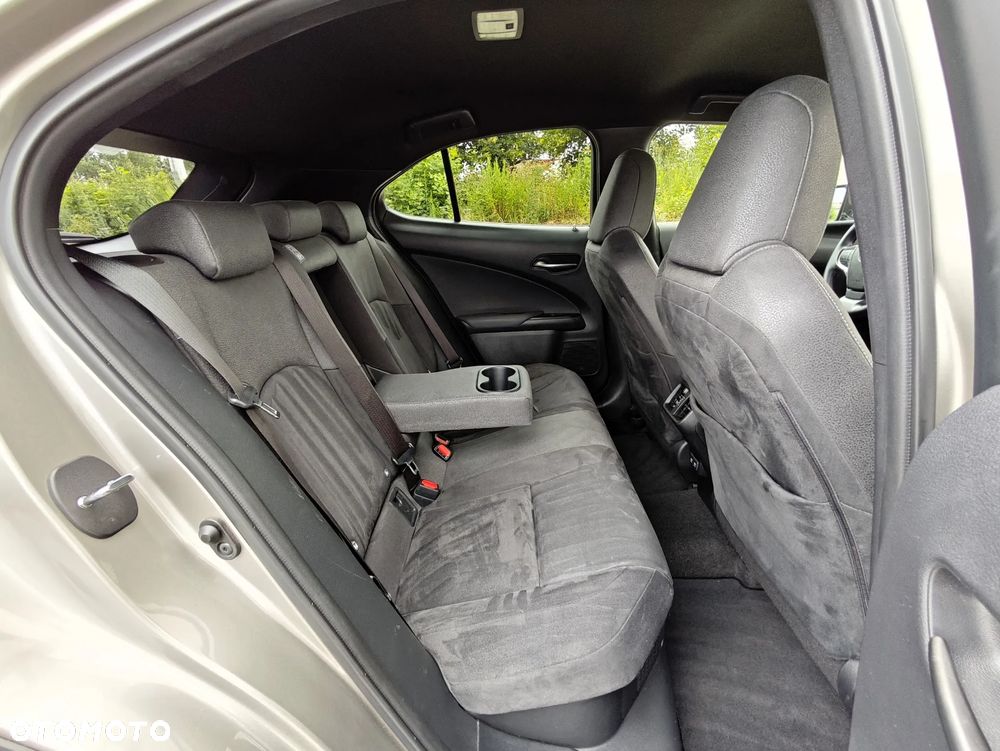 Lexus UX 250h GPF Business Edition 2WD - 14