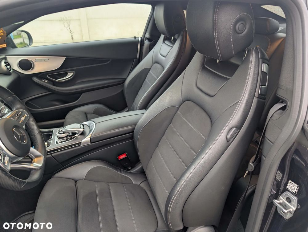 Mercedes-Benz Klasa C 300 Coupe 9G-TRONIC AMG Line - 12