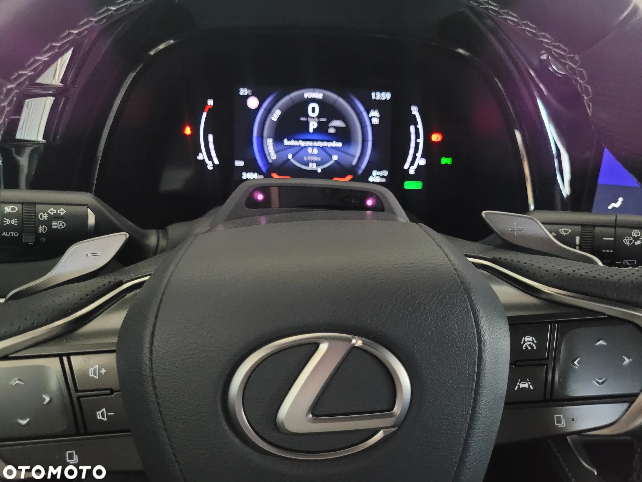 Lexus RX 500h F Sport - 15