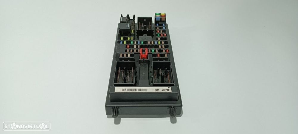 CAIXA DE RELÉS/ FUSÍVEIS LAND ROVER EVOQUE DYNAMIC - 3