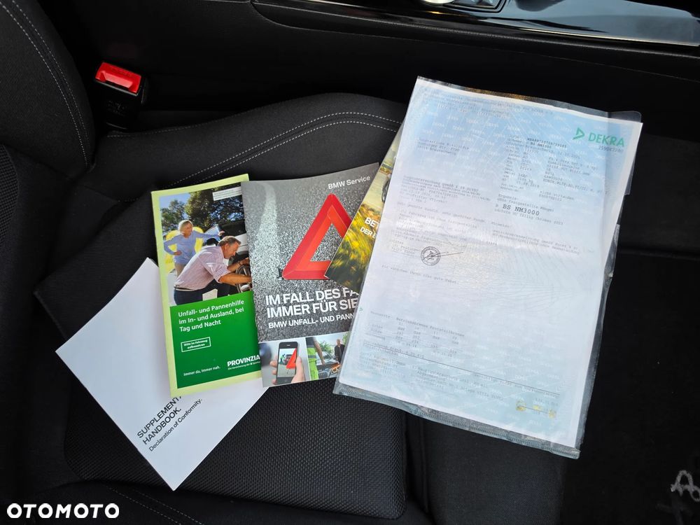 BMW Seria 3 318d Edition M Sport Shadow - 40