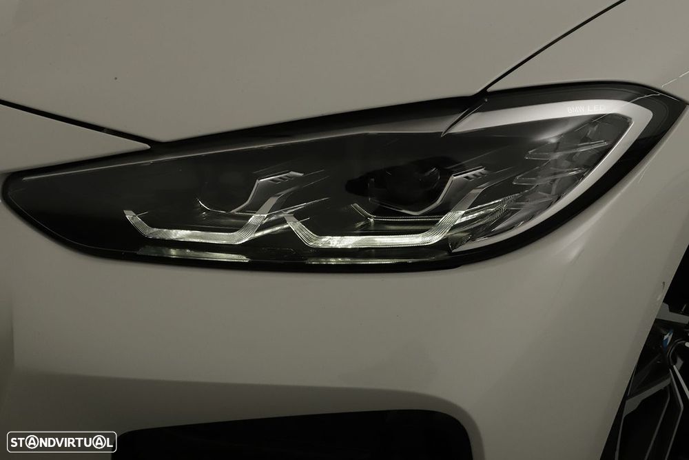 BMW 420 i Pack Desportivo M Auto - 10