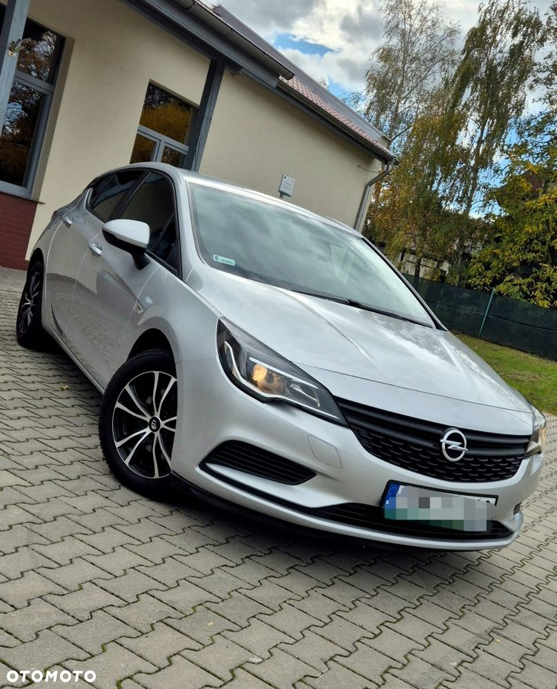 Opel Astra - 1