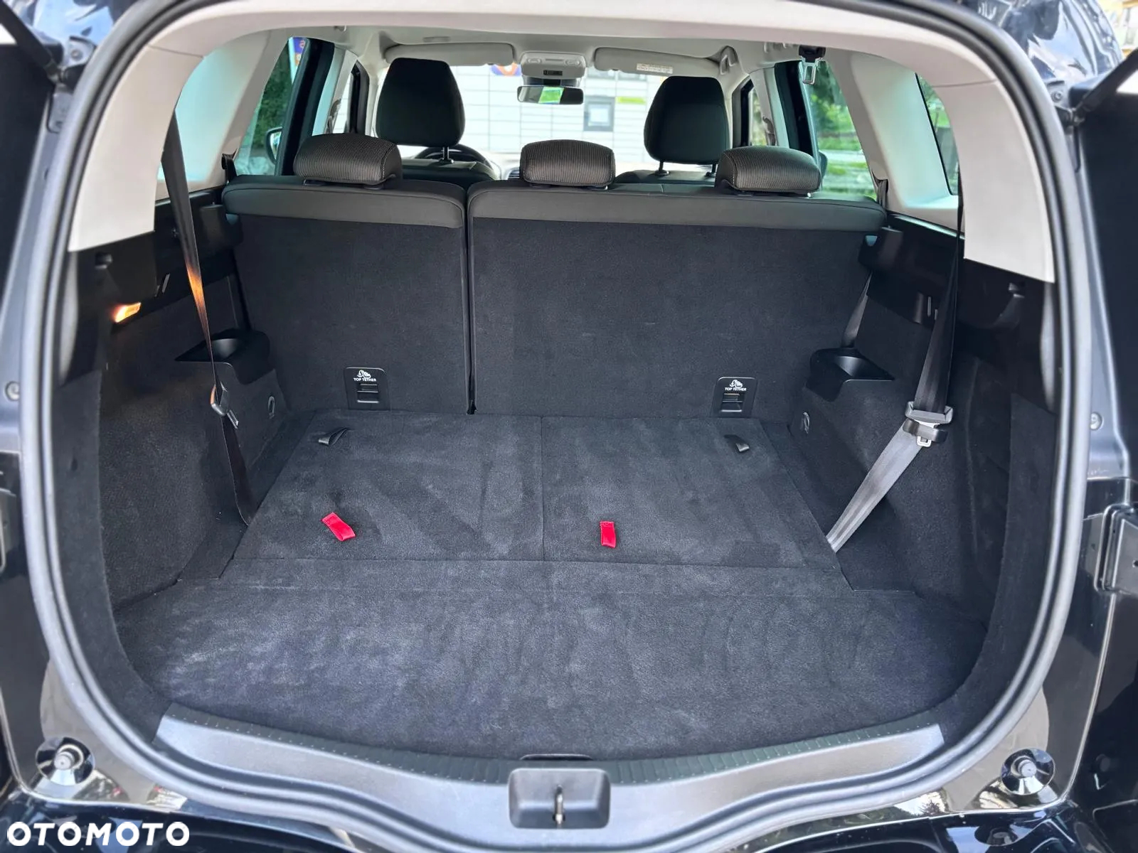 Renault Grand Scenic BLUE dCi 120 EDC BUSINESS EDITION - 36