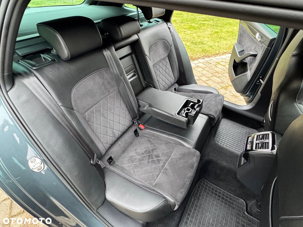 Skoda Superb 2.0 TSI 4x4 Sportline DSG - 19