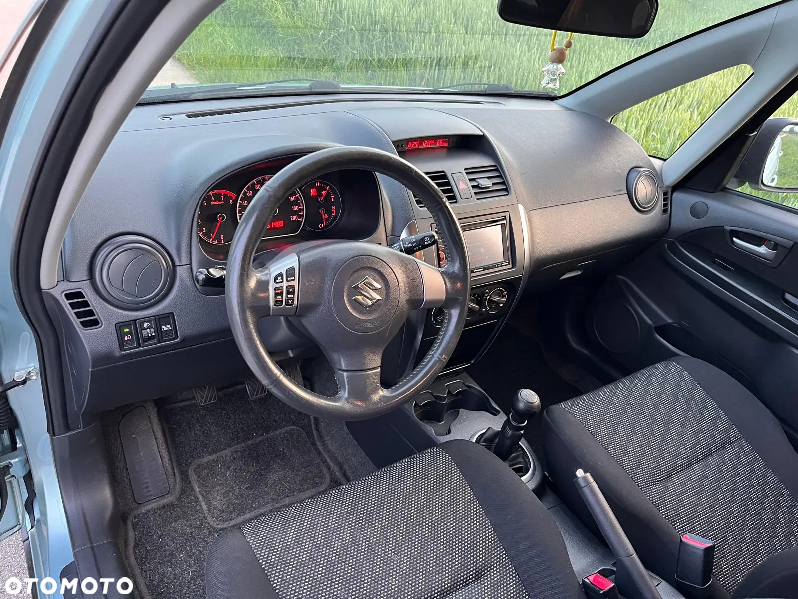 Suzuki SX4 - 32