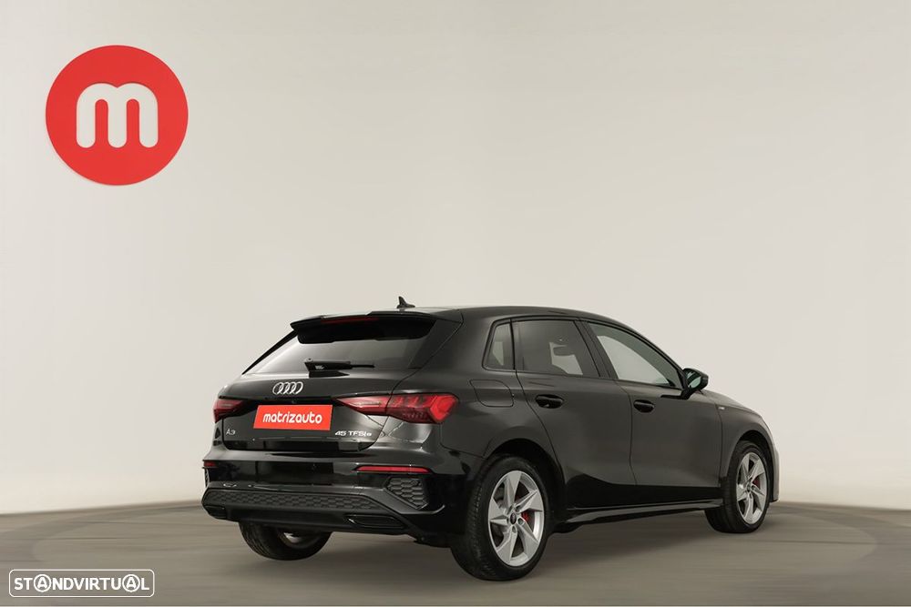 Audi A3 Sportback 45 TFSIe S line - 4