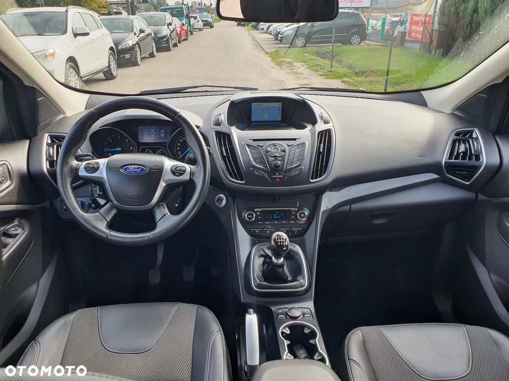 Ford Kuga 2.0 TDCi 2x4 Titanium - 11