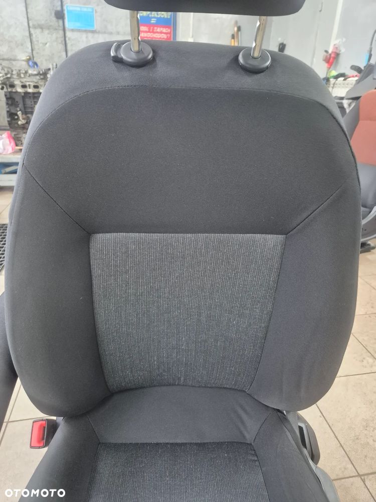 FOTEL LEWY KIEROWCY Z PODUSZKĄ AIRBAG OPEL COMBO D FIAT DOBLO 2 II 10-22r. - 2