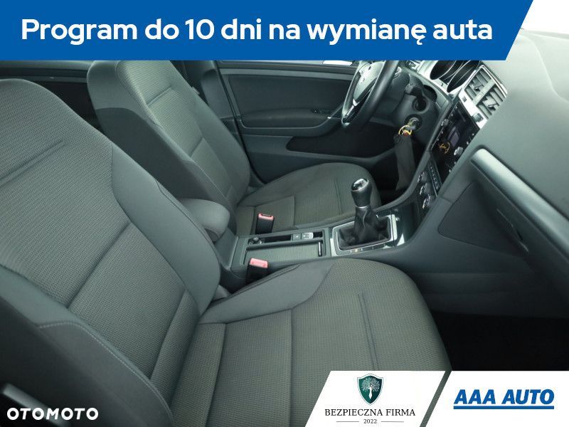Volkswagen Golf Variant - 9