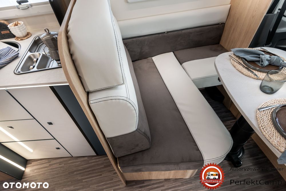 CI HORON 84XT 2026 AUTOMAT 165KM WINTER PACK ADAPTACYJNY TEMPOMAT MARKIZA 4,5 Metra THULE - 23