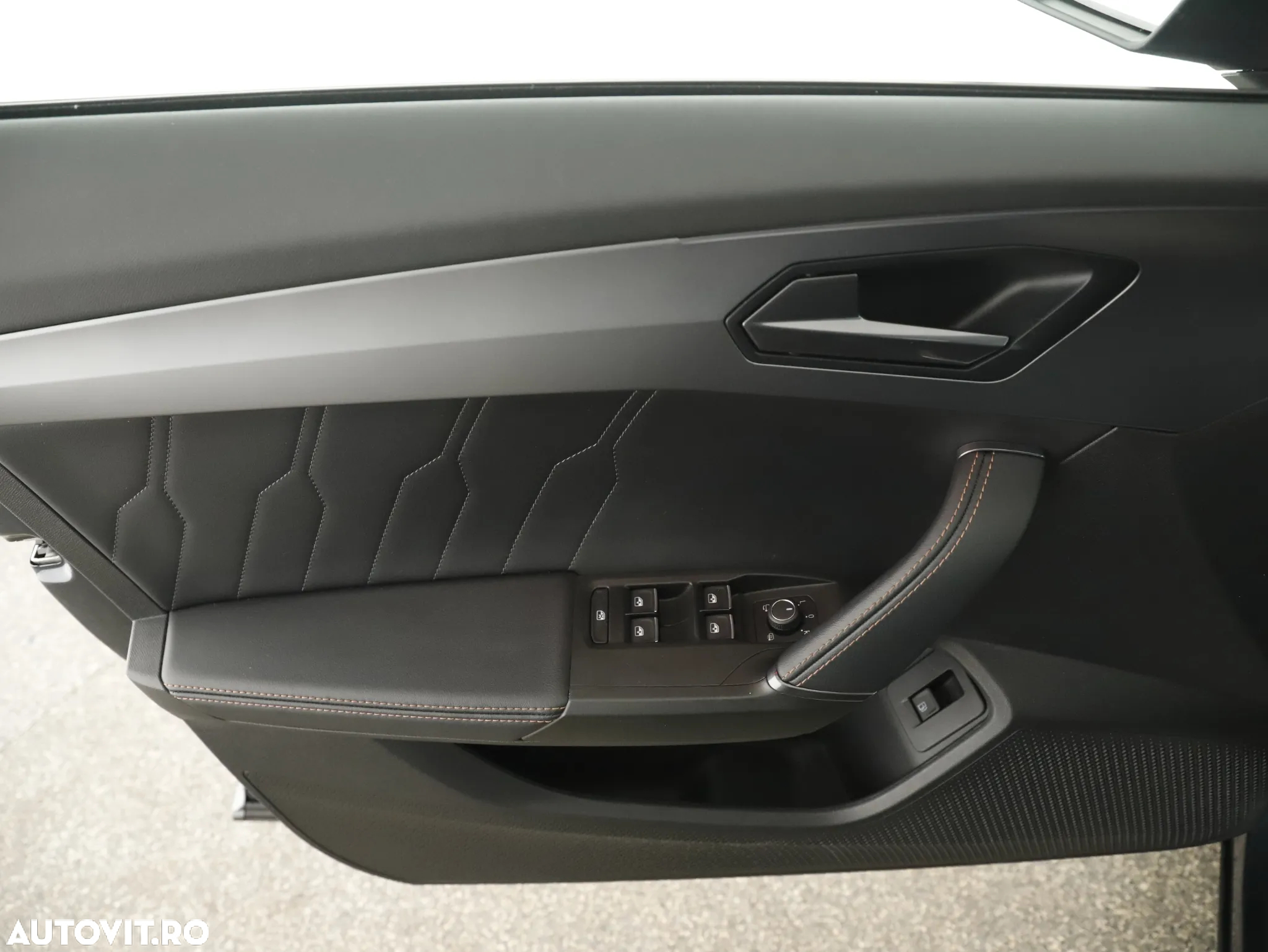 Cupra Formentor 1.4 e-Hybrid DSG - 25