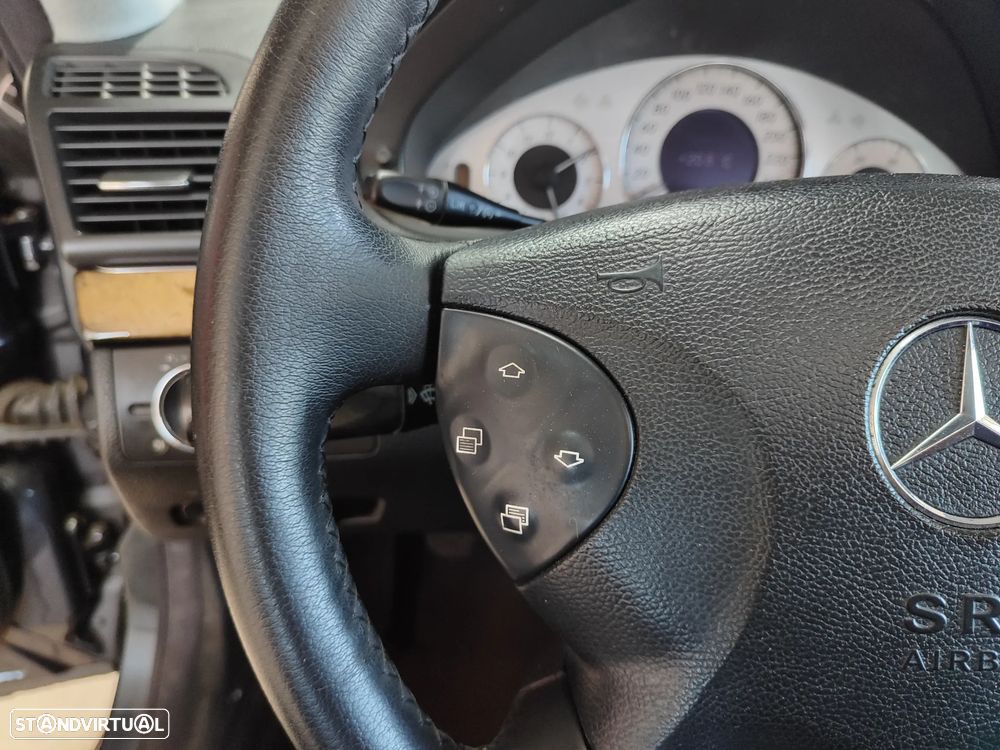 Mercedes-Benz E 220 CDI Avantgarde - 28