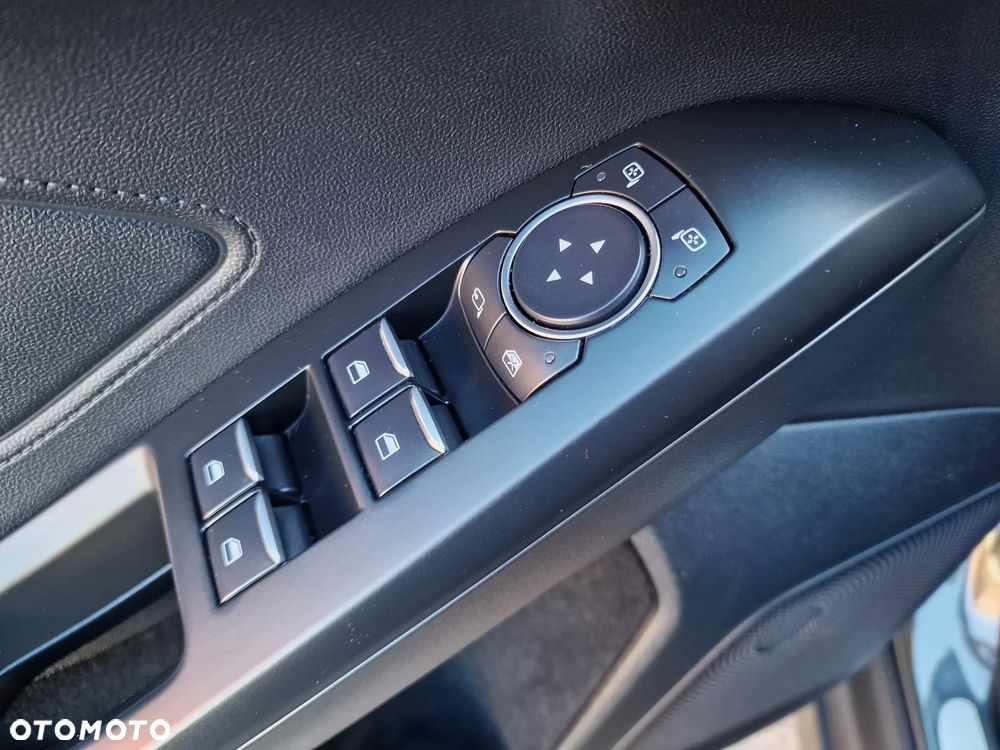 Ford Focus 2.0 EcoBlue Titanium X - 36