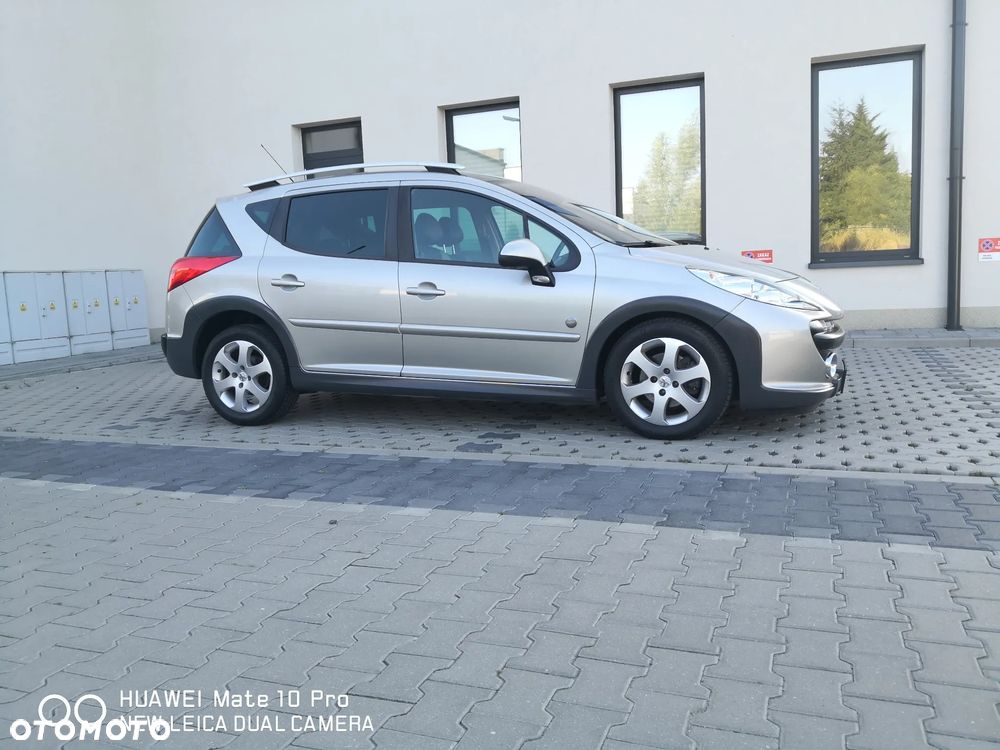 Peugeot 207 Outdoor 1.6 - 25