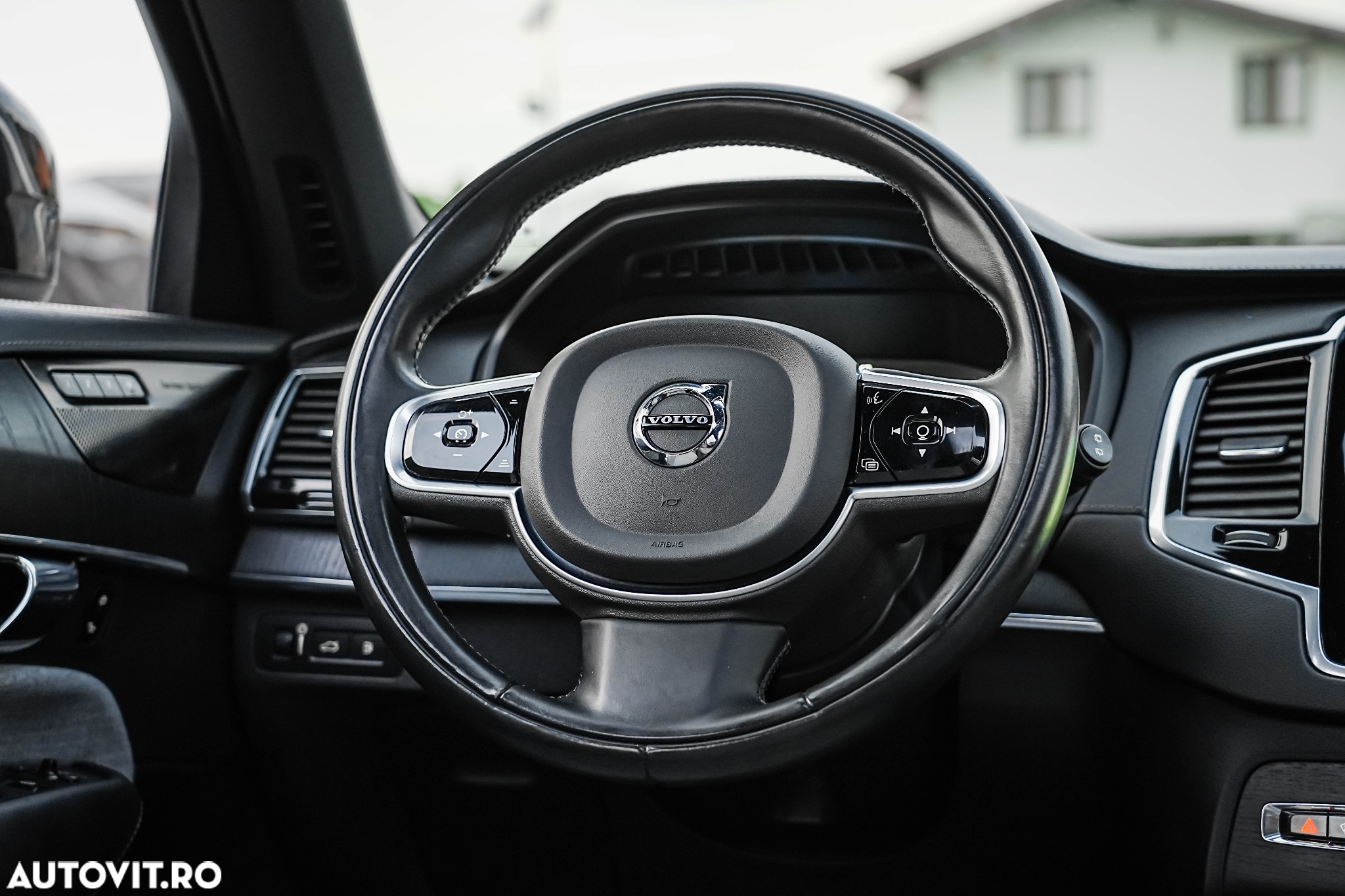 Volvo XC 90 Recharge T8 eAWD Inscription - 33