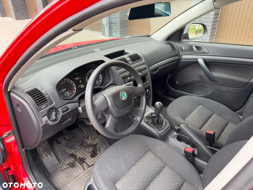 Skoda Octavia 2.0 TDI Ambiente - 14